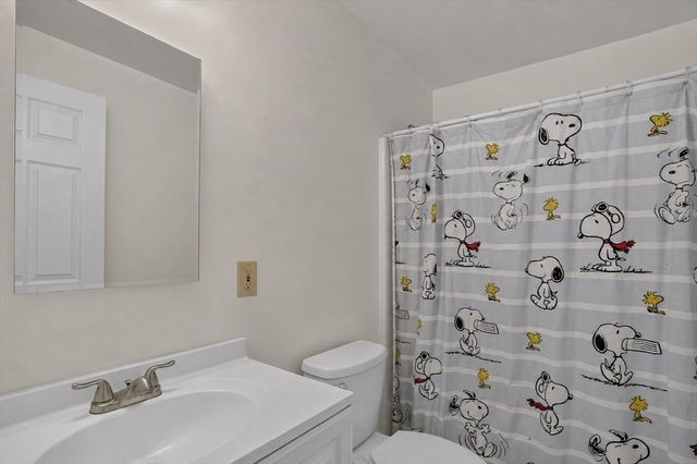 33 Chestnut Street 104, Boston, MA 02129