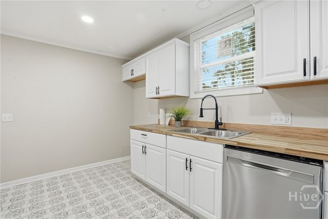 1915 Causton Bluff Road, Savannah, GA 31404