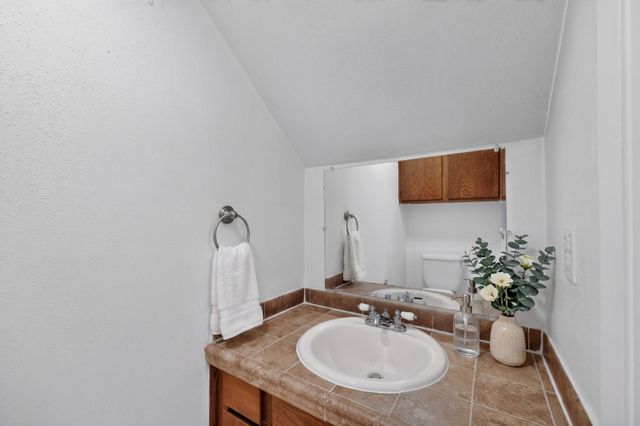 8418 Fathom CIR D401, Austin, TX 78750