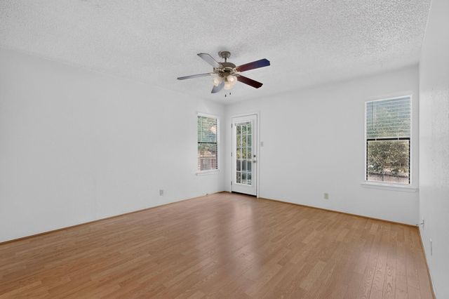 8418 Fathom CIR D401, Austin, TX 78750