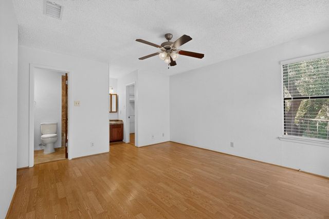 8418 Fathom CIR D401, Austin, TX 78750