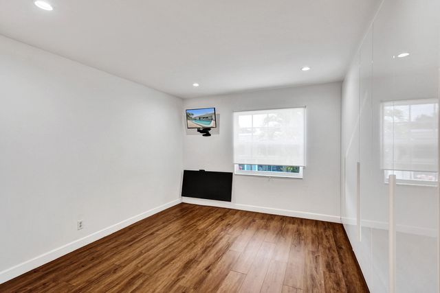 6289 Bay Club Drive, Fort Lauderdale, FL 33308