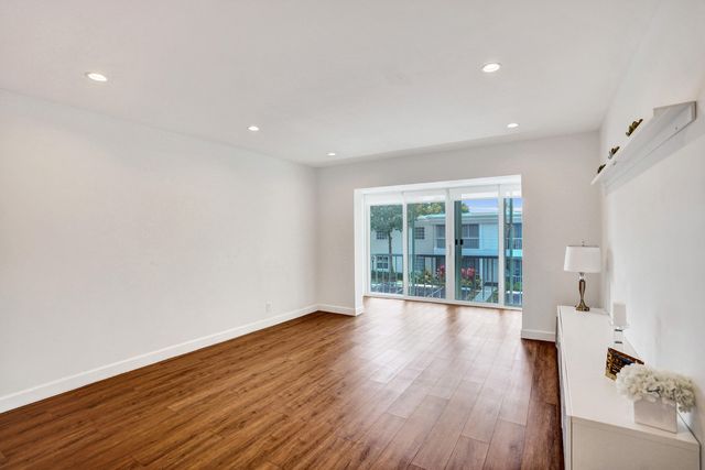 6289 Bay Club Drive, Fort Lauderdale, FL 33308