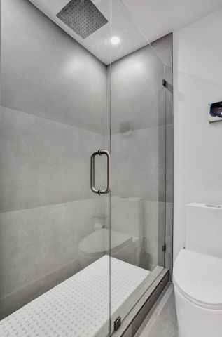 6289 Bay Club Drive, Fort Lauderdale, FL 33308