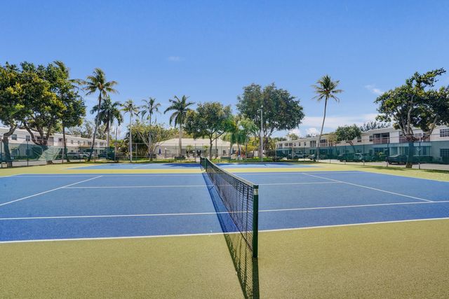 6289 Bay Club Drive, Fort Lauderdale, FL 33308