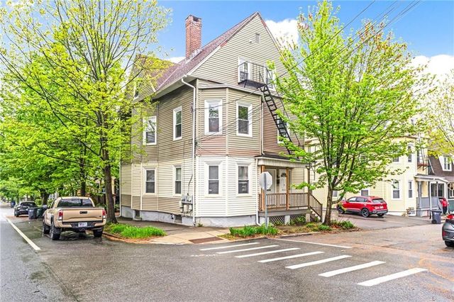 2 Poplar Street 1, Providence, RI 02906