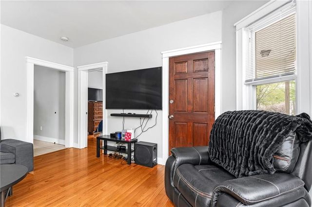 2 Poplar Street 1, Providence, RI 02906