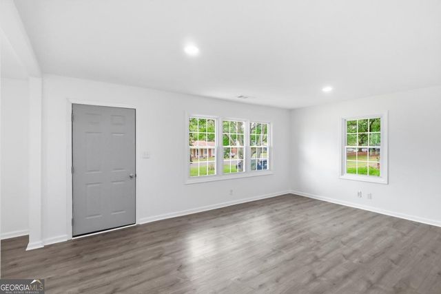 8184 Laurel Drive SW, Covington, GA 30014
