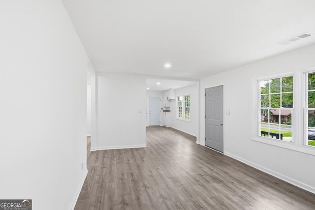 8184 Laurel Drive SW, Covington, GA 30014