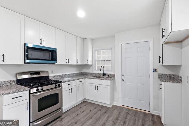 8184 Laurel Drive SW, Covington, GA 30014