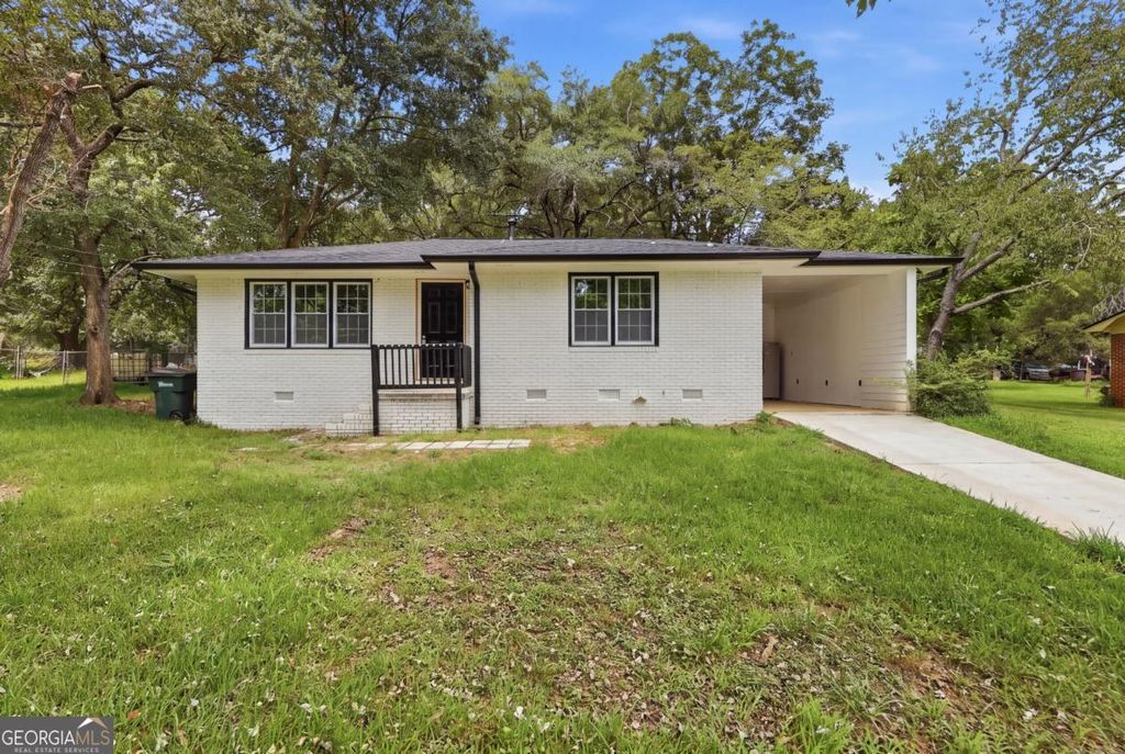 8184 Laurel Drive SW, Covington, GA 30014