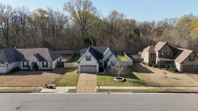 275 LAUREL ST, Oakland, TN 38060