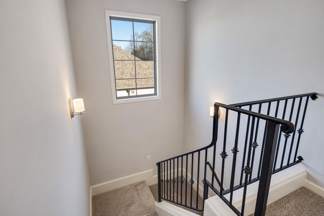 275 LAUREL ST, Oakland, TN 38060