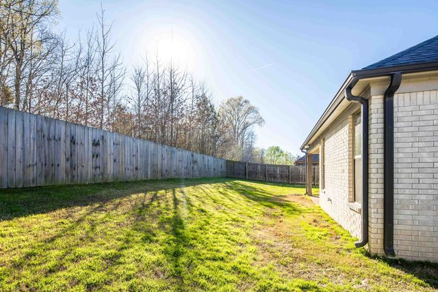 275 LAUREL ST, Oakland, TN 38060