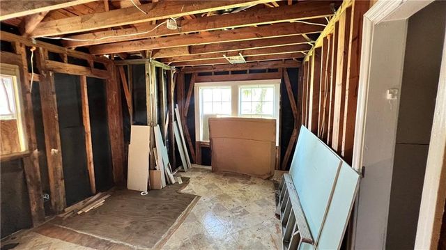 1241 Lyle Avenue, East Point, GA 30344