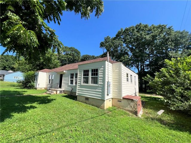 1241 Lyle Avenue, East Point, GA 30344