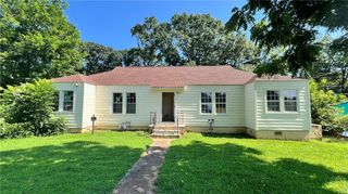 1241 Lyle Avenue, East Point, GA 30344