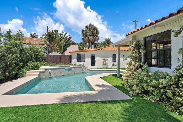 3211 Washington Road, West Palm Beach, FL 33405