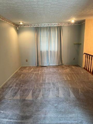 6117 Spicewood Avenue, Florence, KY 41042