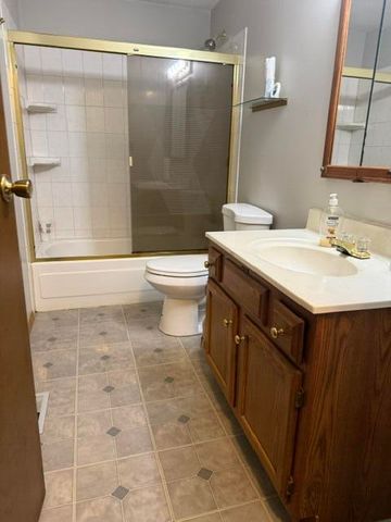 6117 Spicewood Avenue, Florence, KY 41042
