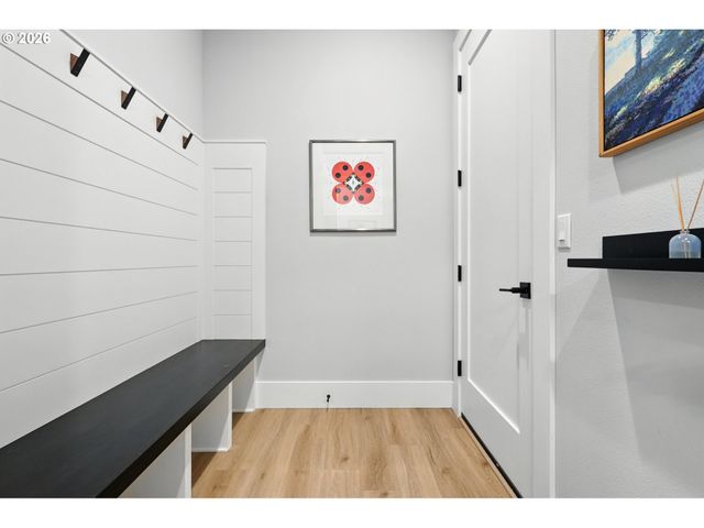 14903 Ne 182ND Cir, Brush Prairie, WA 98606