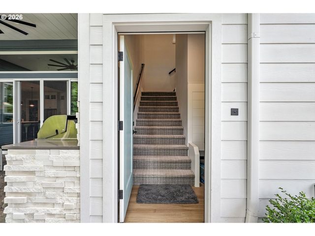 14903 Ne 182ND Cir, Brush Prairie, WA 98606