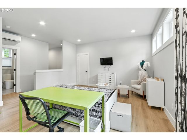 14903 Ne 182ND Cir, Brush Prairie, WA 98606