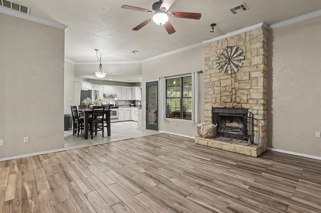 9920 Fox Fair, Midwest City, OK 73130