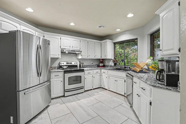 9920 Fox Fair, Midwest City, OK 73130