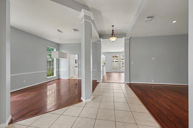 14731 Raven Hollow Lane, Humble, TX 77396