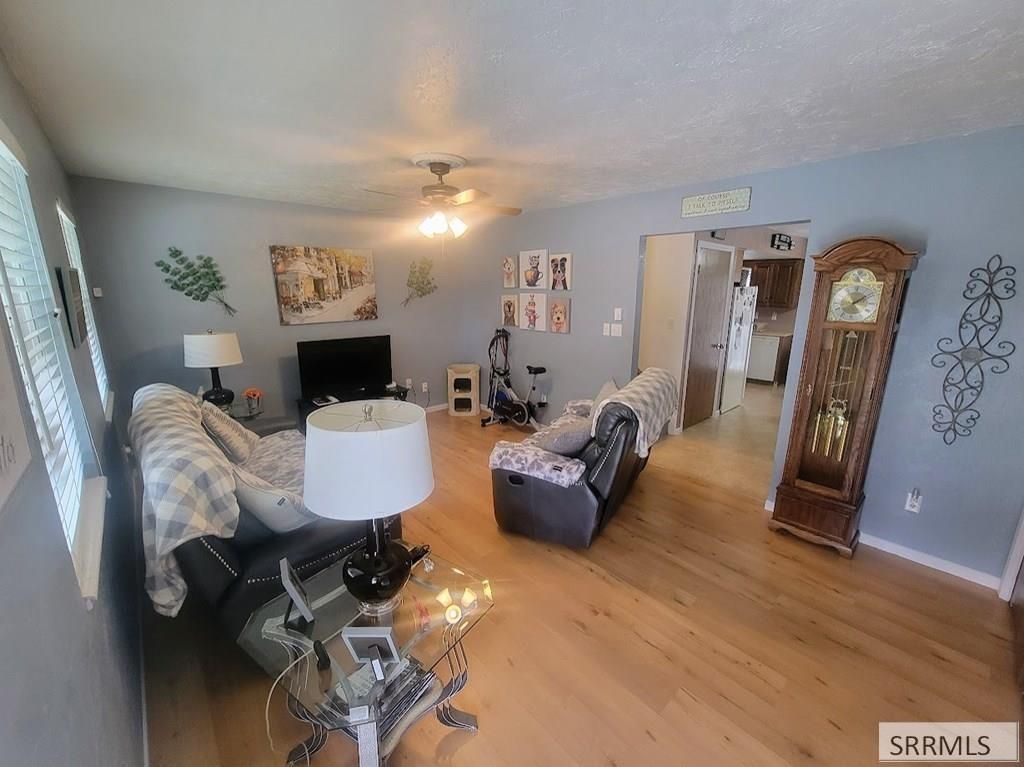 Image 4 of property listing at 182 Troy Avenue, Idaho Falls, ID 83402