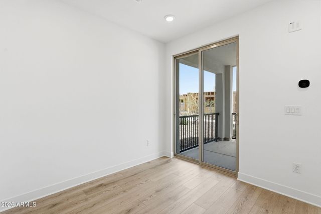 2121 W SONORAN DESERT Drive 156, Phoenix, AZ 85085