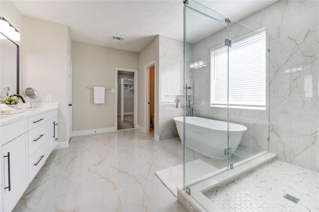 5512 Canyon Bluff Lane, Rosharon, TX 77583