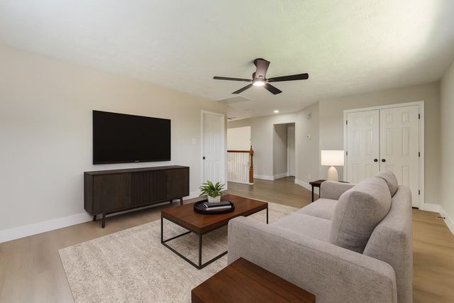 5512 Canyon Bluff Lane, Rosharon, TX 77583