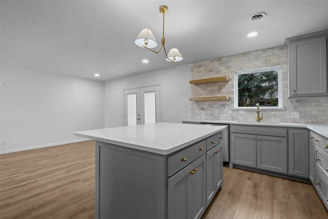 5832 Tracyne Drive, Westworth Village, TX 76114