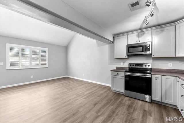 435 Ponderosa Ave 2, O'fallon, IL 62269