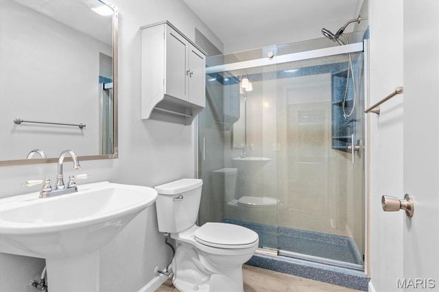 435 Ponderosa Ave 2, O'fallon, IL 62269