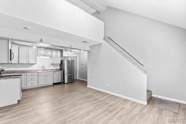 435 Ponderosa Ave 2, O'fallon, IL 62269