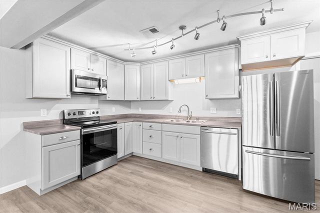 435 Ponderosa Ave 2, O'fallon, IL 62269