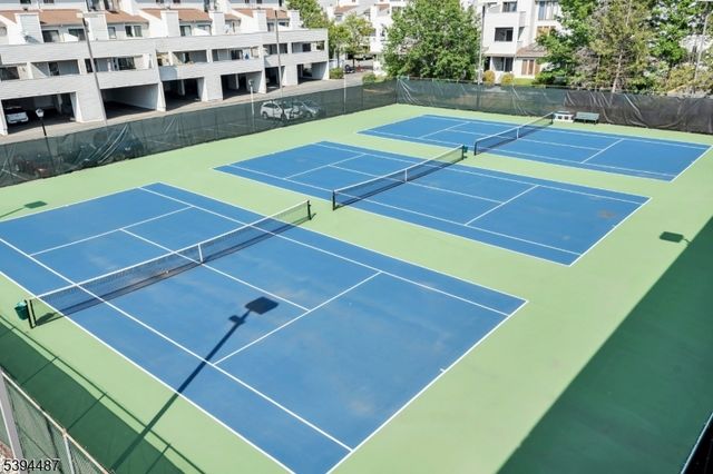 2005 Harmon Cove Tower, Secaucus Town, NJ 07094