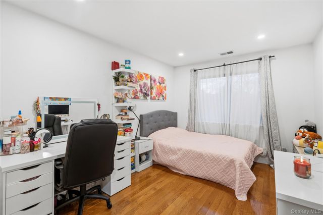 93 Estate Drive, Jericho, NY 11753