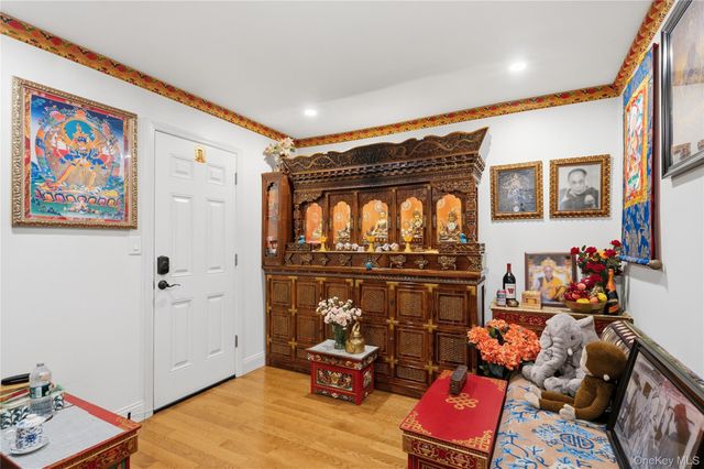 93 Estate Drive, Jericho, NY 11753