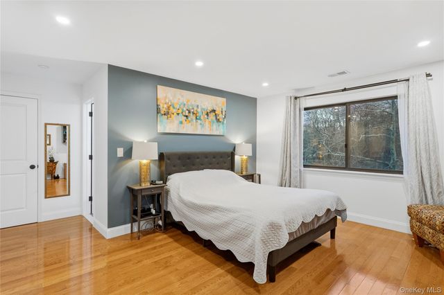 93 Estate Drive, Jericho, NY 11753