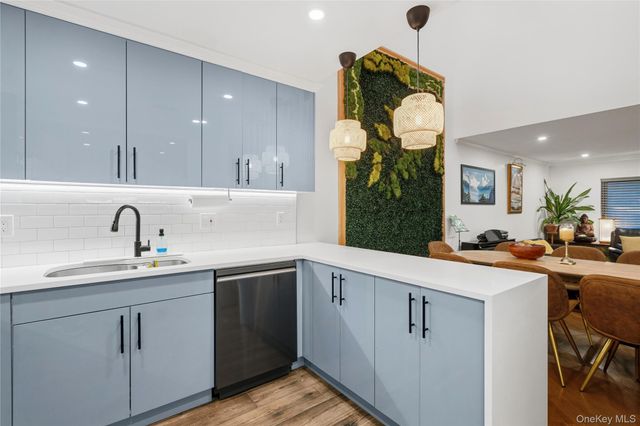 93 Estate Drive, Jericho, NY 11753