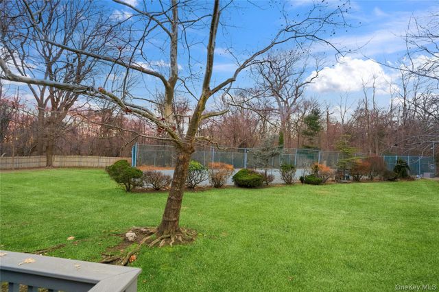 93 Estate Drive, Jericho, NY 11753