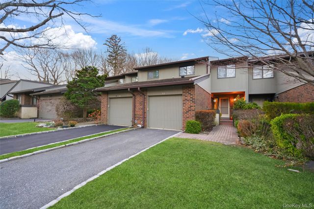 93 Estate Drive, Jericho, NY 11753