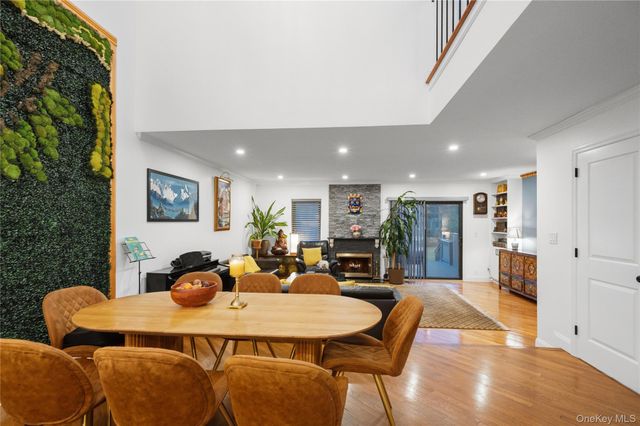 93 Estate Drive, Jericho, NY 11753