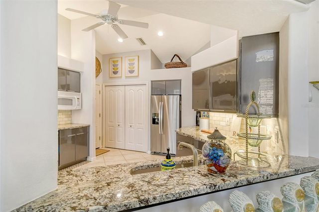 3924 ALAMANDA DRIVE, Sarasota, FL 34238