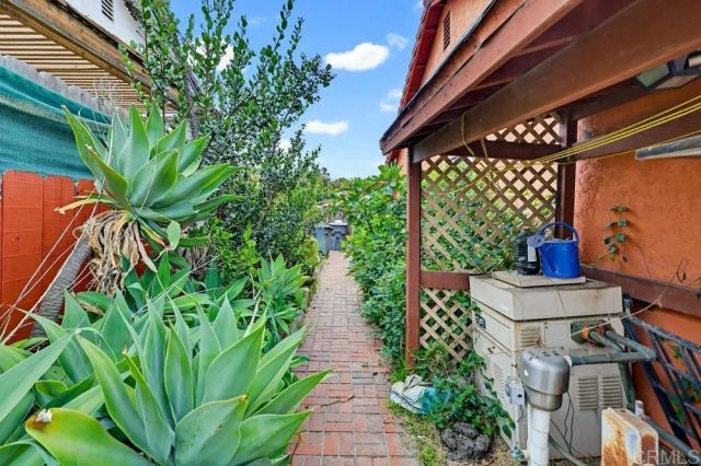 657 REDLANDS PL, Bonita, CA 91902