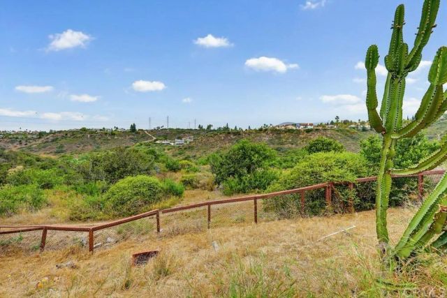 657 REDLANDS PL, Bonita, CA 91902